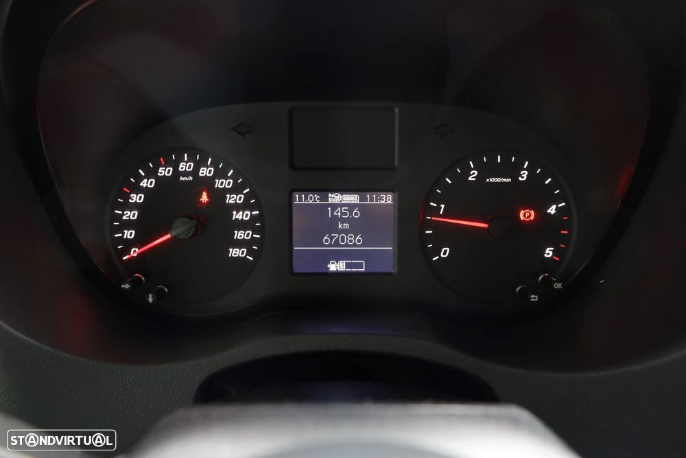 Mercedes-Benz Sprinter 315 CDI/43 Luxo (2+2+2+3) - 35