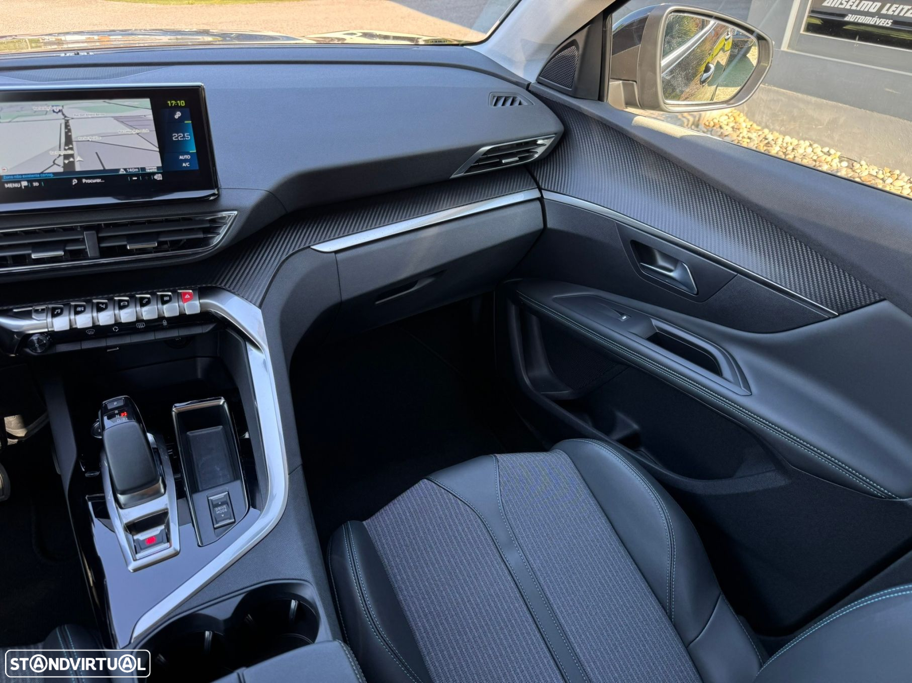 Peugeot 3008 1.6 Hybrid Allure e-EAT8 - 22
