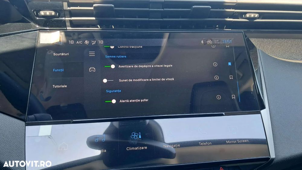 Peugeot 308 1.5L BlueHDI 130 S&S EAT8 Allure - 11