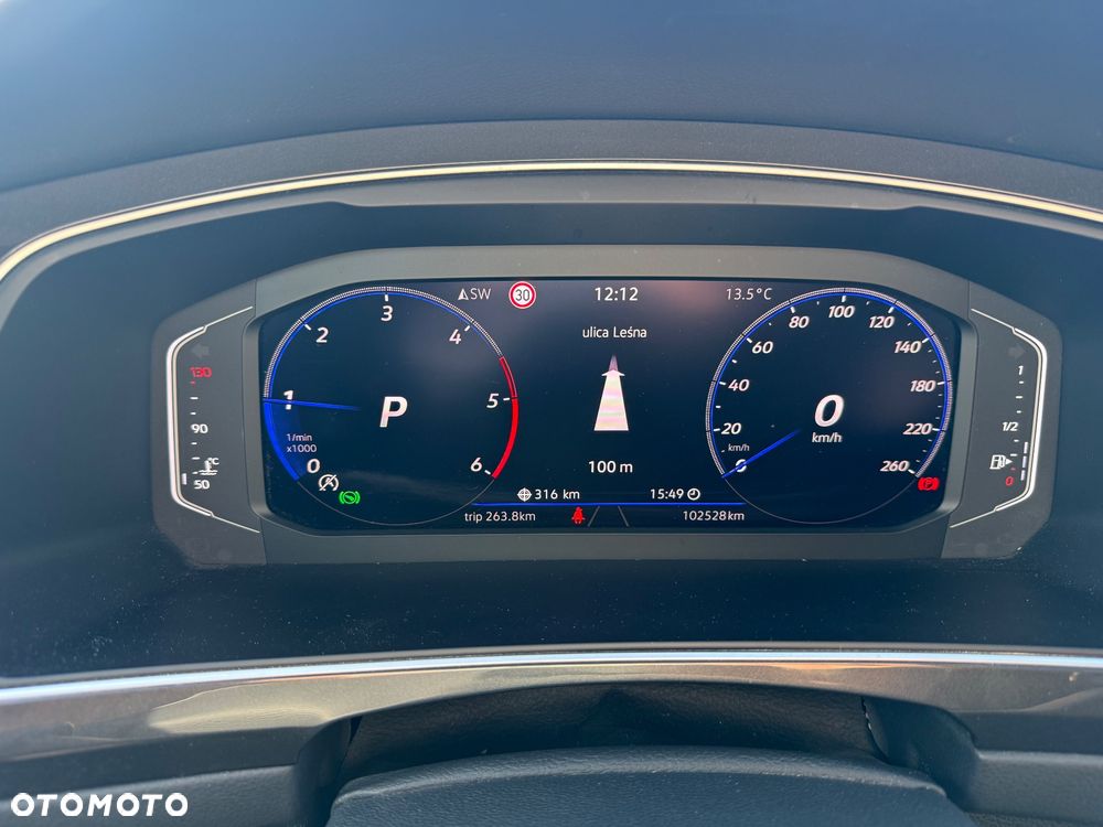 Volkswagen Tiguan 2.0 TDI SCR 4MotION DSG R-Line - 13