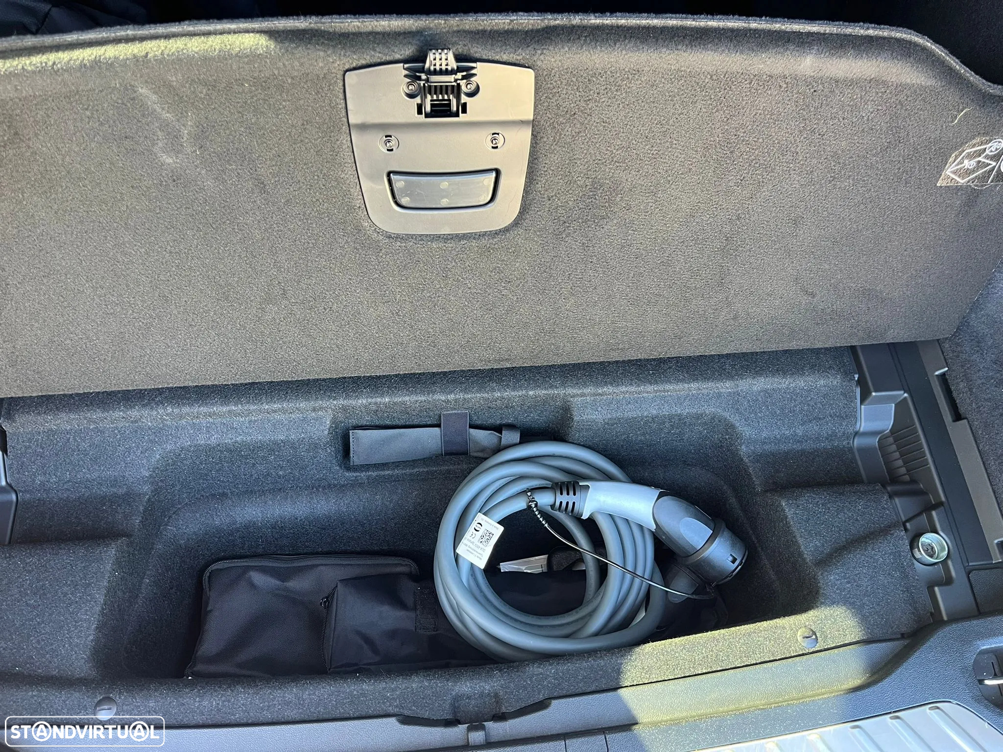 BMW iX3 M Sport Impressive - 14