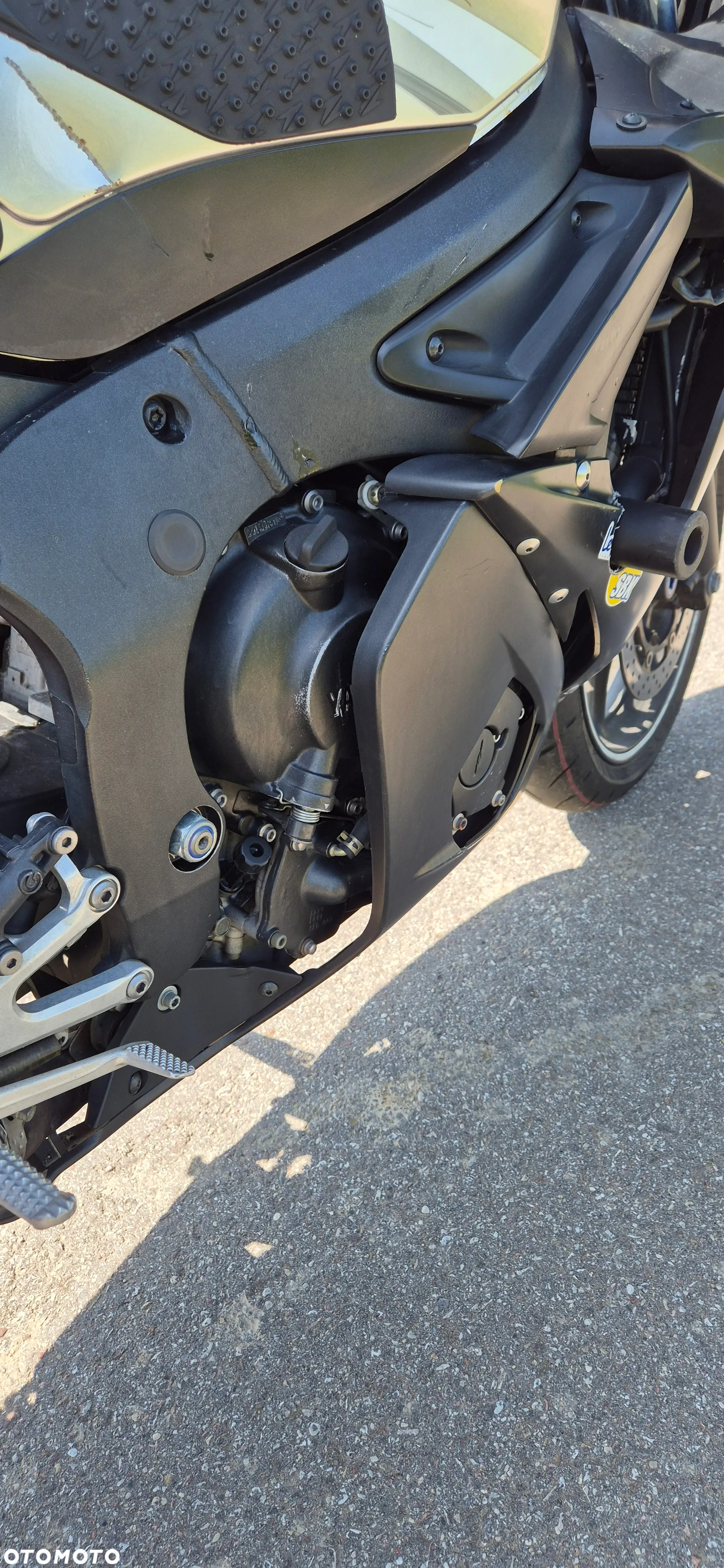 Yamaha R6 - 34