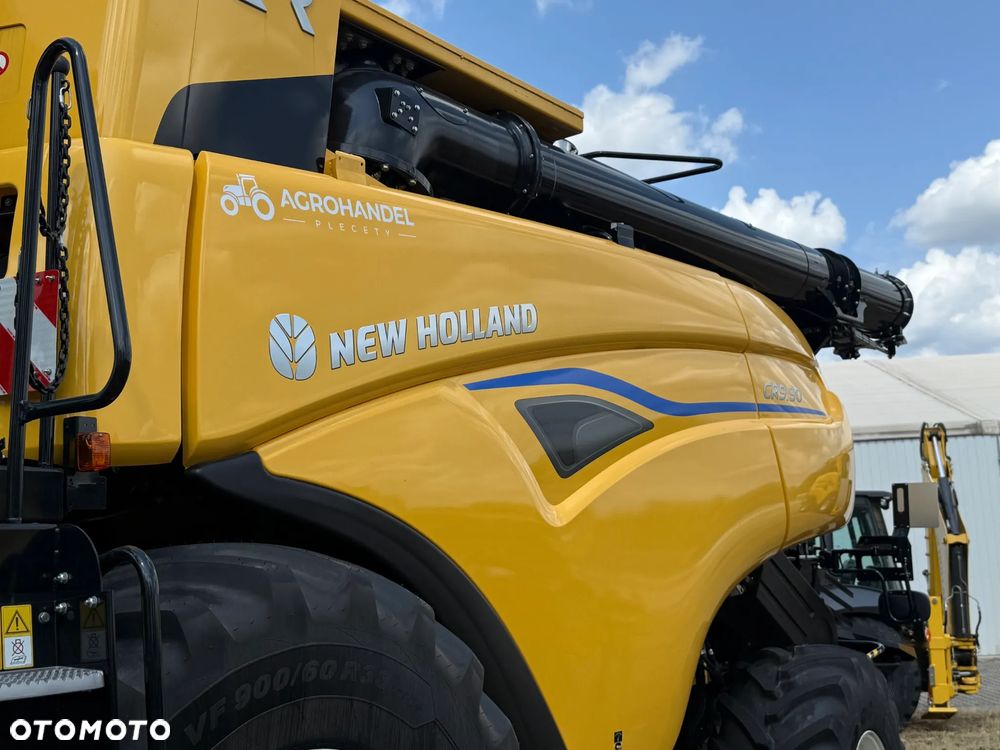 New Holland CR9.90 - 15