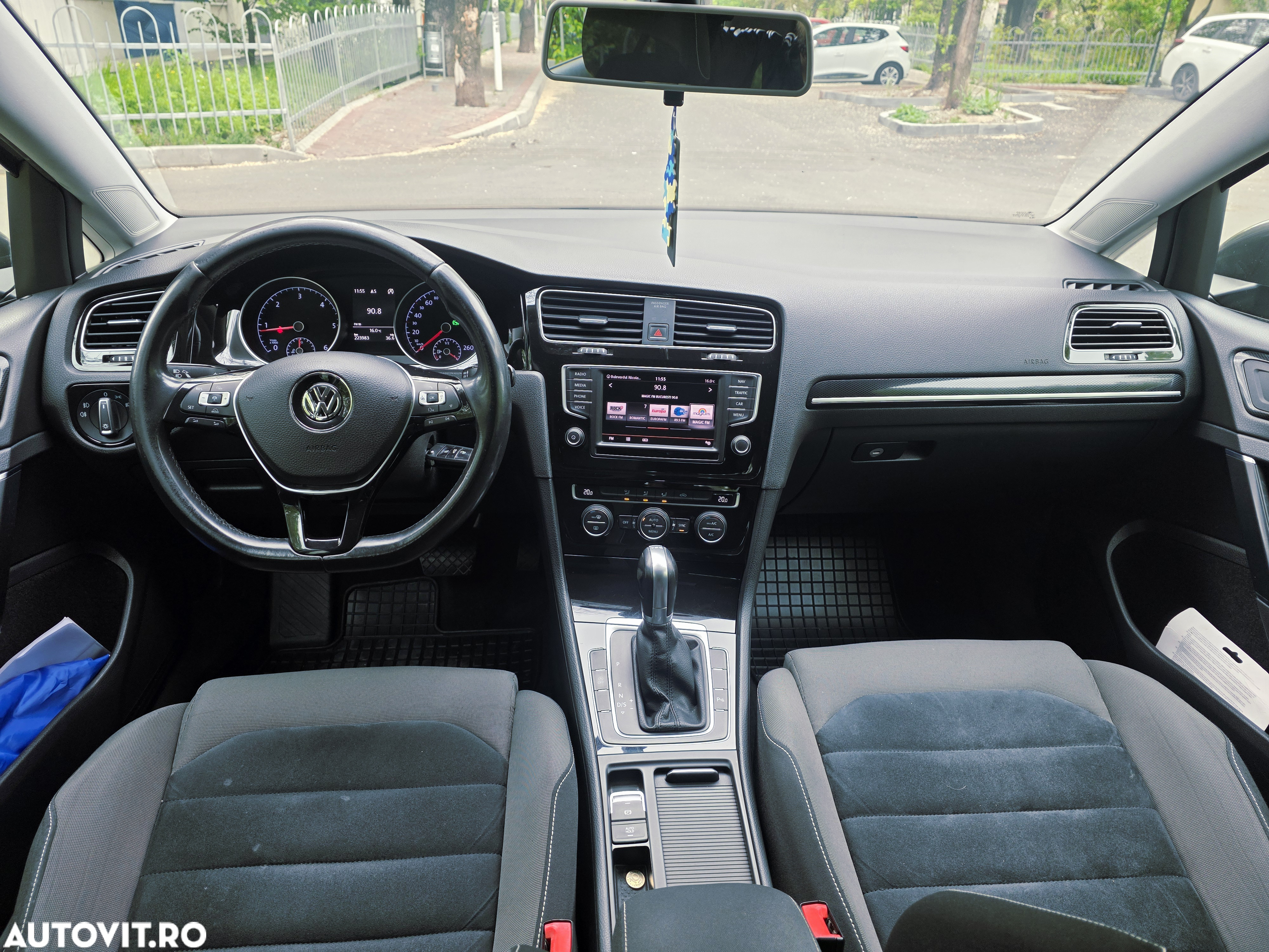 Volkswagen Golf 2.0 TDI DPF BMT DSG Comfortline - 15