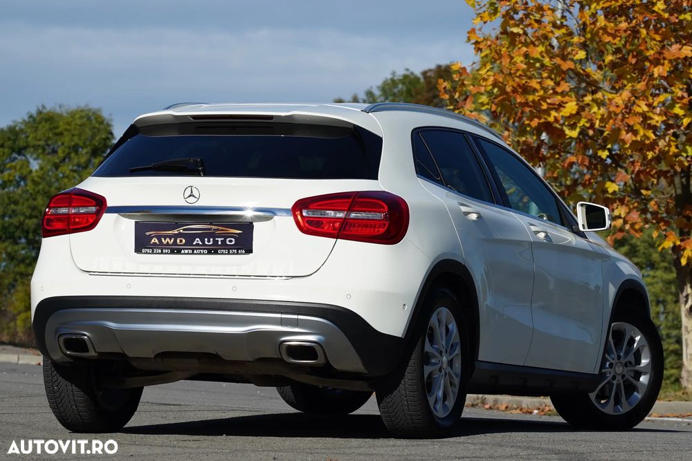 Mercedes-Benz GLA 200 (CDI) d 4Matic 7G-DCT Urban - 4