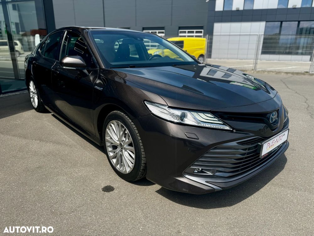 Toyota Camry 2.5 Exclusive - 7