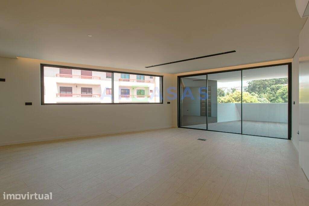 Apartamento T4 com varanda e garagem fechada em São Cosme, Gondomar - Grande imagem: 5/25