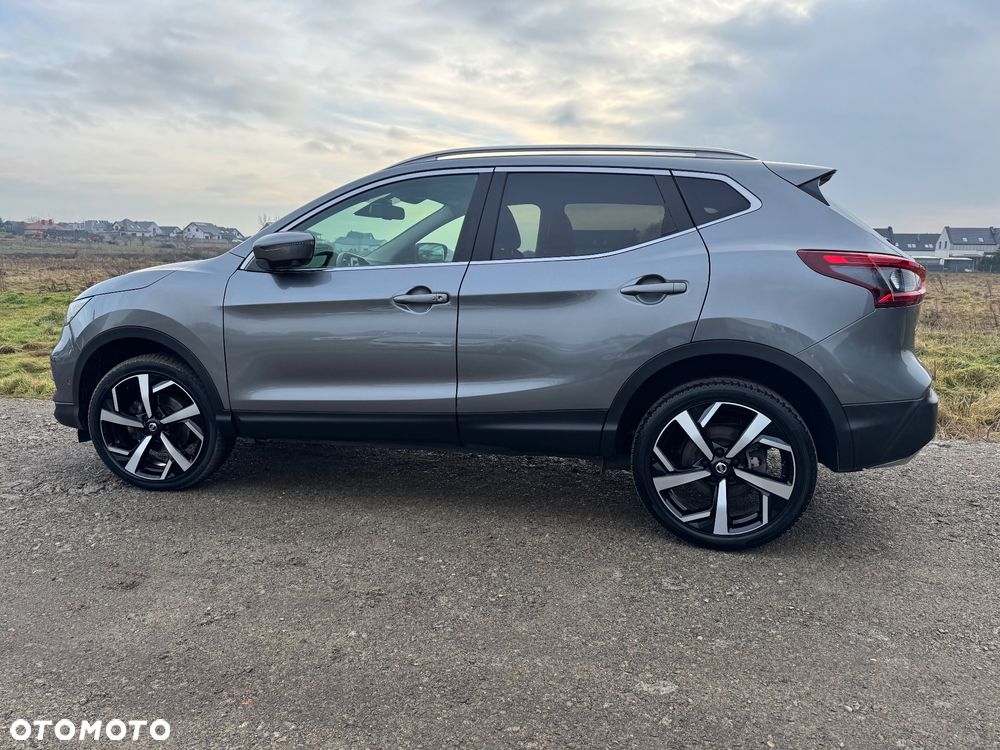 Nissan Qashqai 1.6 DCi TEKNA+ - 4