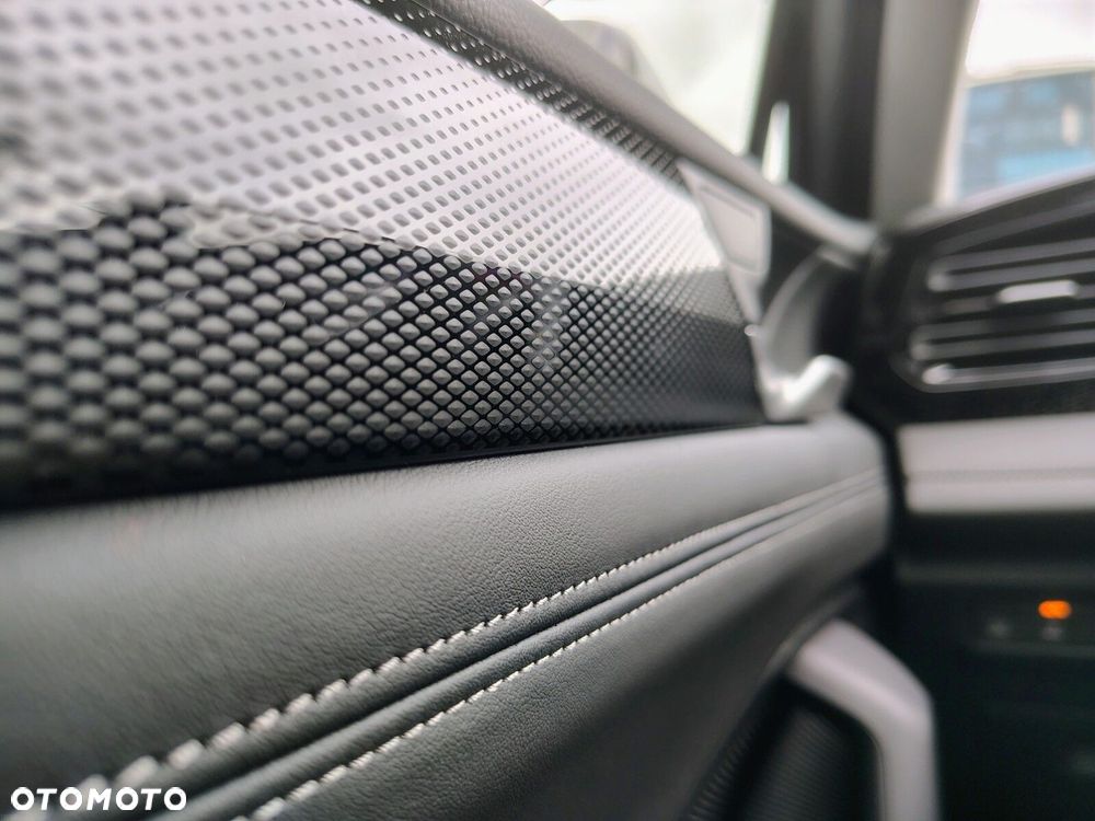 Volkswagen Tiguan - 27