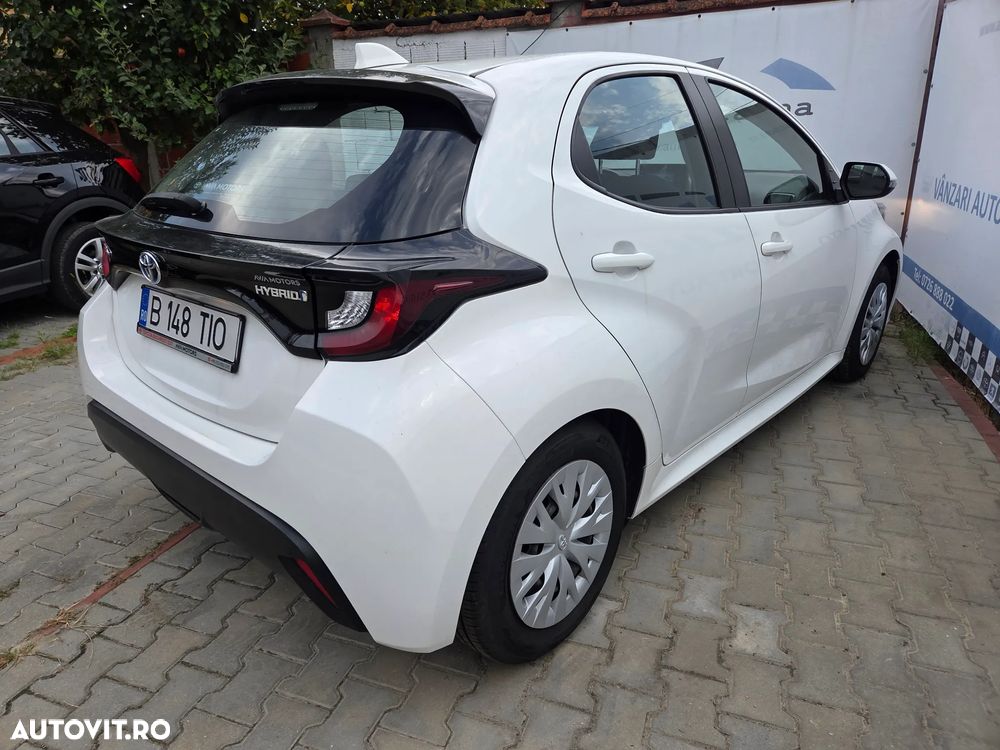 Toyota Yaris 1.5 VVT-i HSD Dynamic - 2