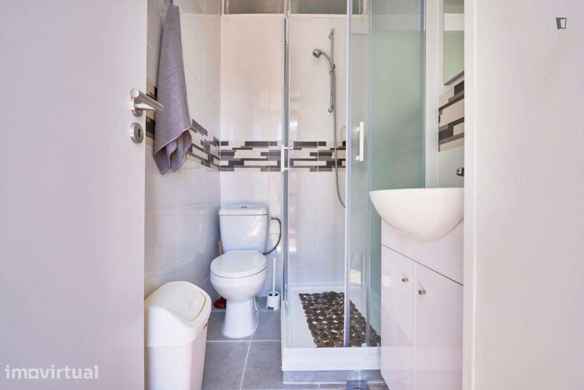Quarto - localizado em Arroios Lisbon - Grande imagem: 2/47