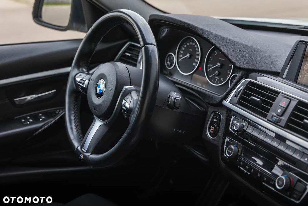 BMW Seria 3 318i GPF Luxury Line - 10