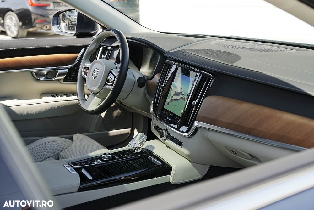 Volvo S90 T8 Recharge AWD Geartronic Inscription - 23