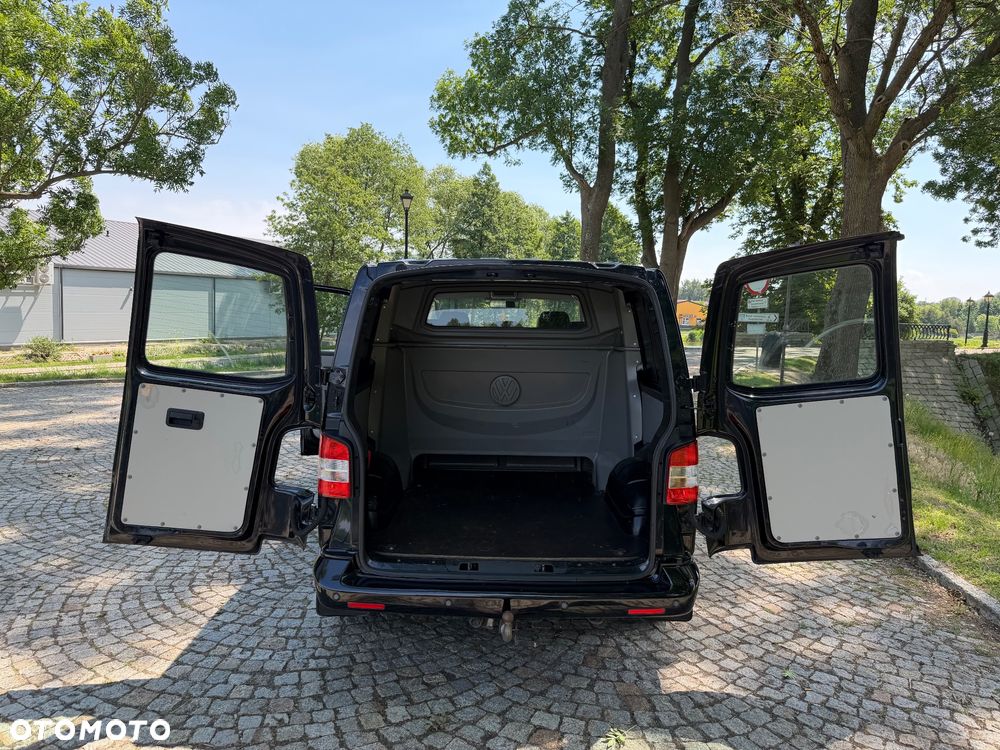 Volkswagen Transporter - 32