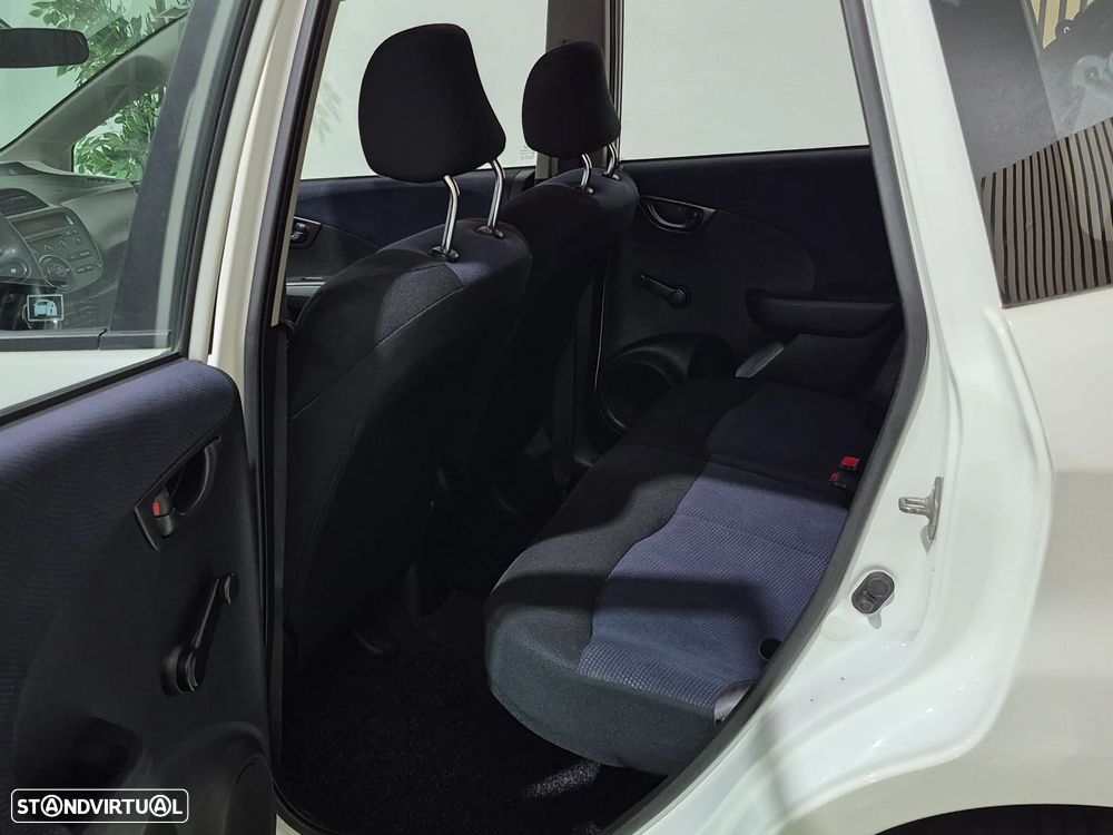 Honda Jazz 1.2 i-VTEC - 24