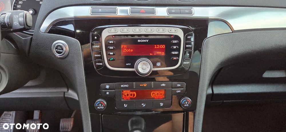 Ford S-Max 2.0 TDCi DPF Titanium - 19