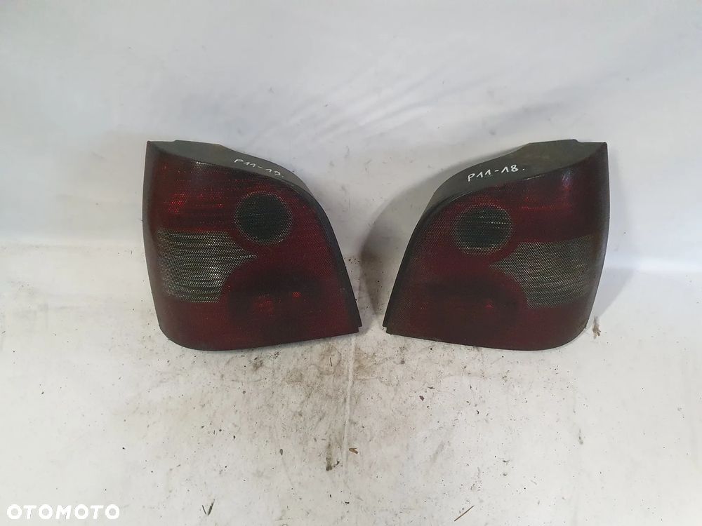 * KOMPLET LAMP TYLNYCH VOLKSWAGEN POLO 9N SPORT TUNING - 2