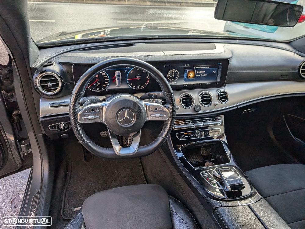 Mercedes-Benz E 300 d AMG - 15