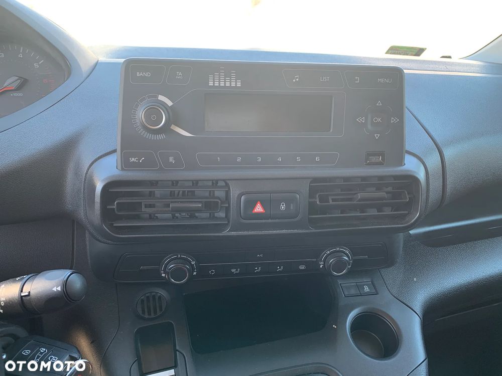 Peugeot Partner - 9