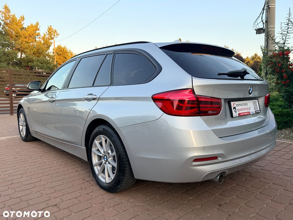 BMW Seria 3 318d Sport Line - 34