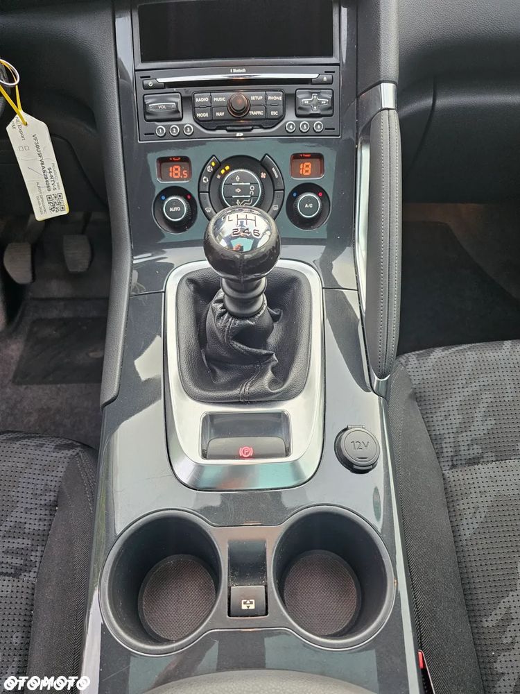 Peugeot 3008 155 THP Allure - 24