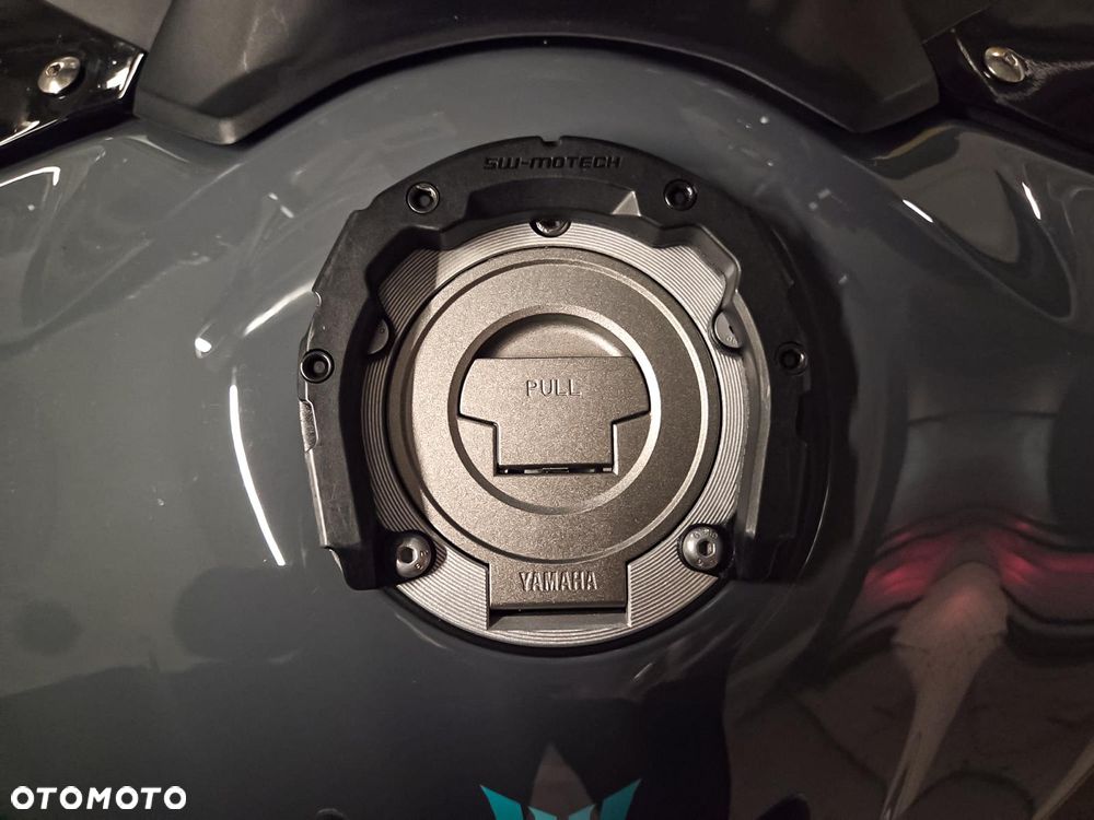 Yamaha MT - 17