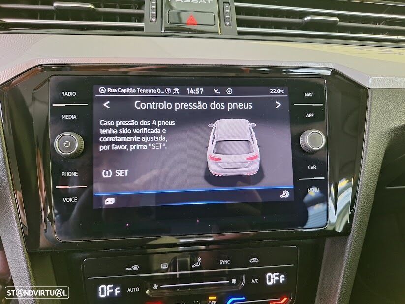 VW Passat Variant 2.0 TDI Business DSG - 25