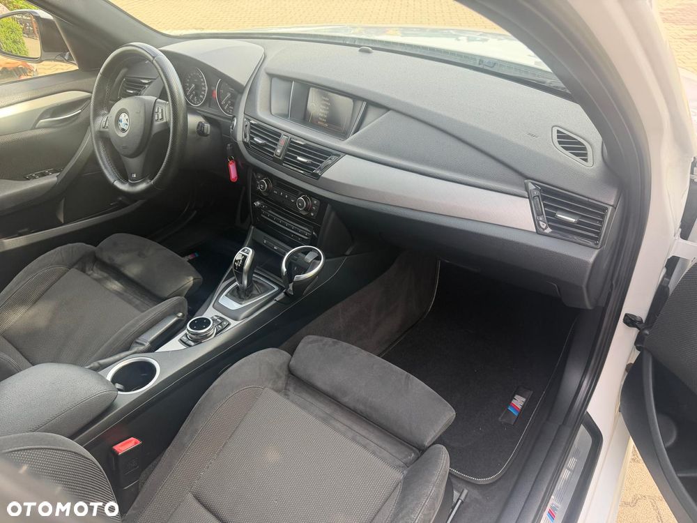 BMW X1 sDrive18d Sport Line - 22