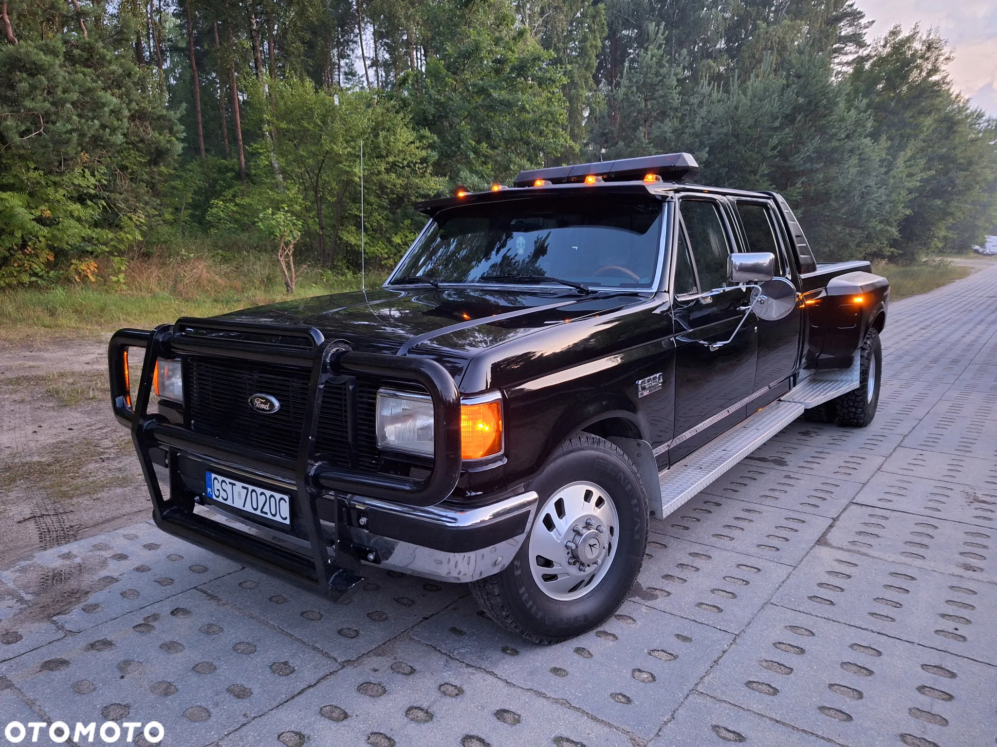 Ford F350 - 40