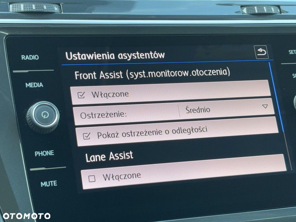 Volkswagen Tiguan 1.5 TSI EVO Trendline - 32