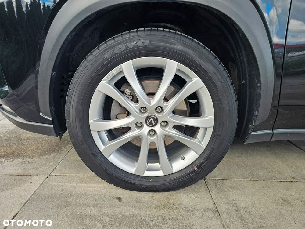 Lexus NX - 11