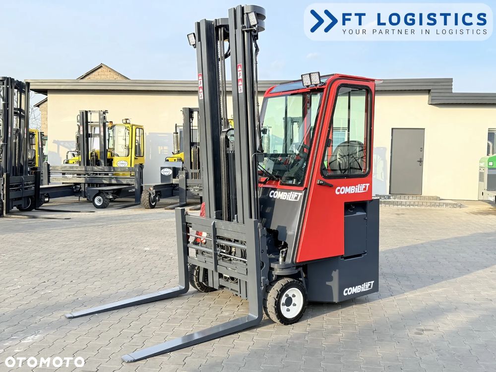 Combilift WÓZEK CZTEROKIERUNKOWY - WIELOKIERUNKOWY | COMBILIFT CB3000 | DIESEL | TRIPLEX 6550MM | WOLNY SKOK | POZYCJONER WIDEŁ | PRZESUW WIDEŁ | STAN IDEALNY | Szeroka oferta wózków czterokierunkowych i bocznych, dopasowanych do różnorodnych potrzeb i zastosowań - 2