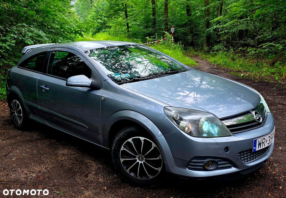 Opel Astra 1.6 Sport - 23