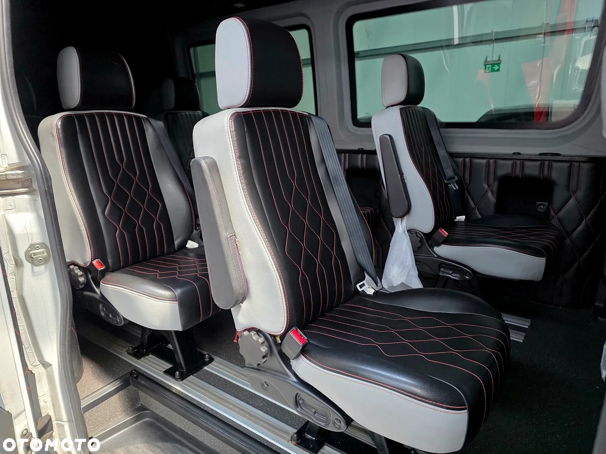Mercedes-Benz SPRINTER 317CDI 9 OSÓB VIP - 22