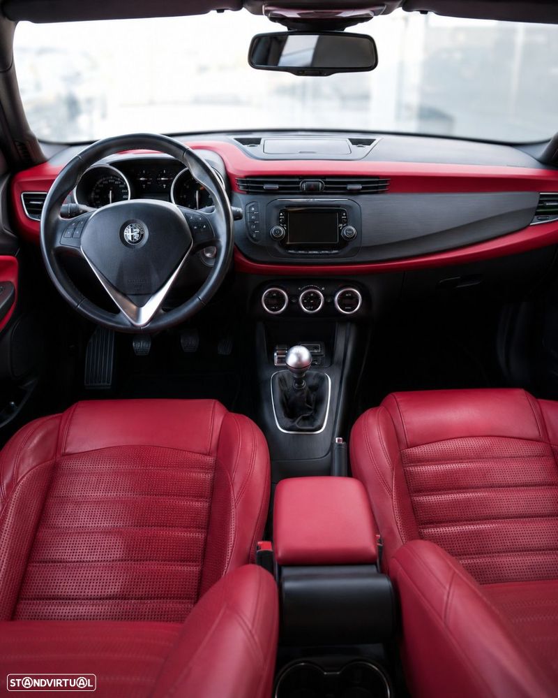 Alfa Romeo Giulietta 2.0 JTDM Super - 4