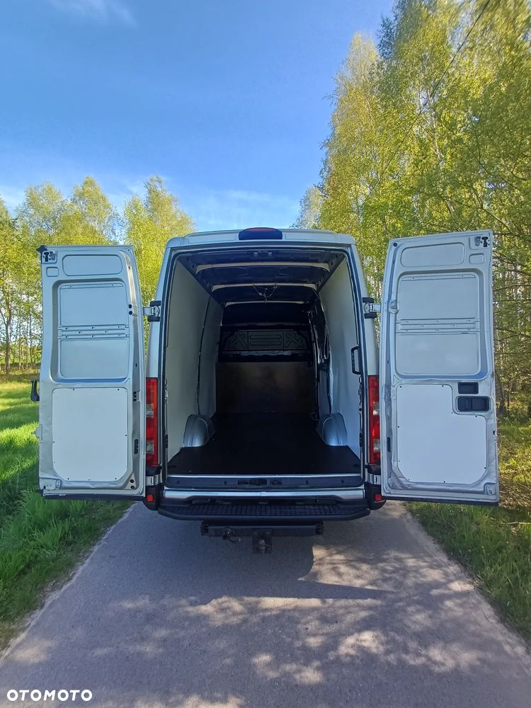Iveco 40C12 - 23