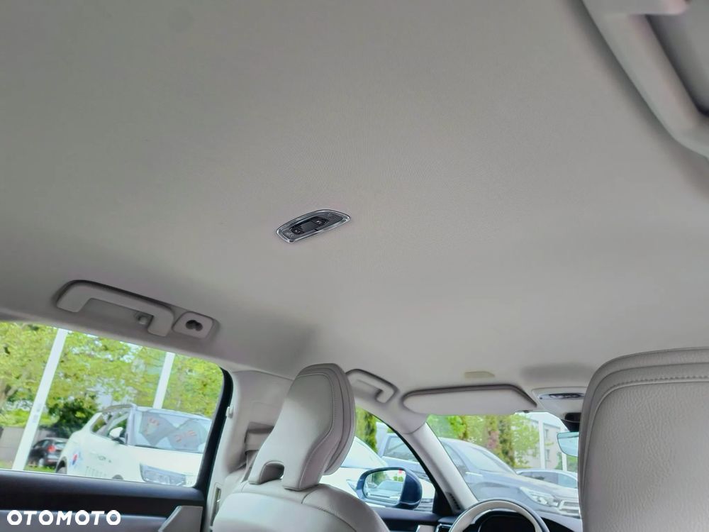 Volvo V90 D4 Momentum Pro - 29