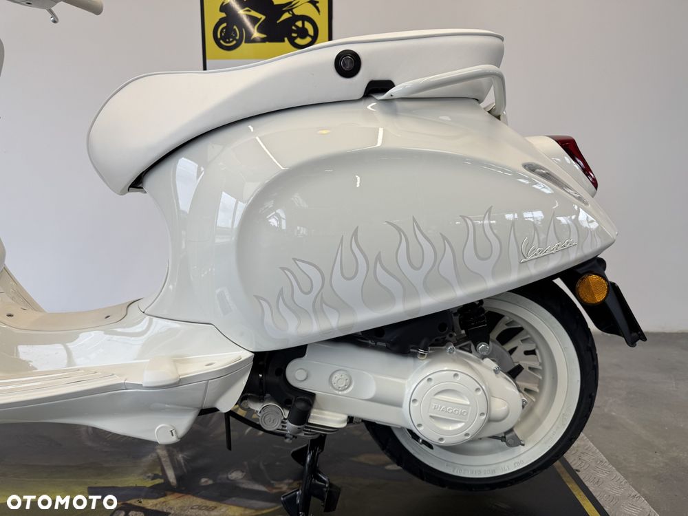 Piaggio Vespa - 27