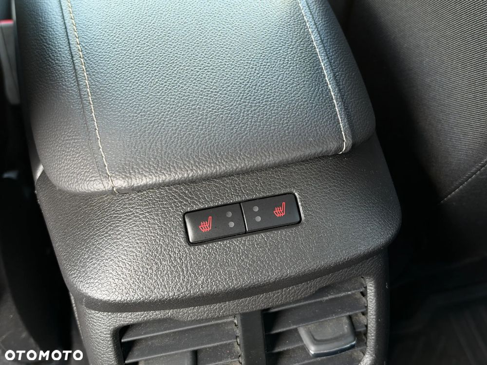 Ford Mondeo 2.0 EcoBlue Titanium - 32