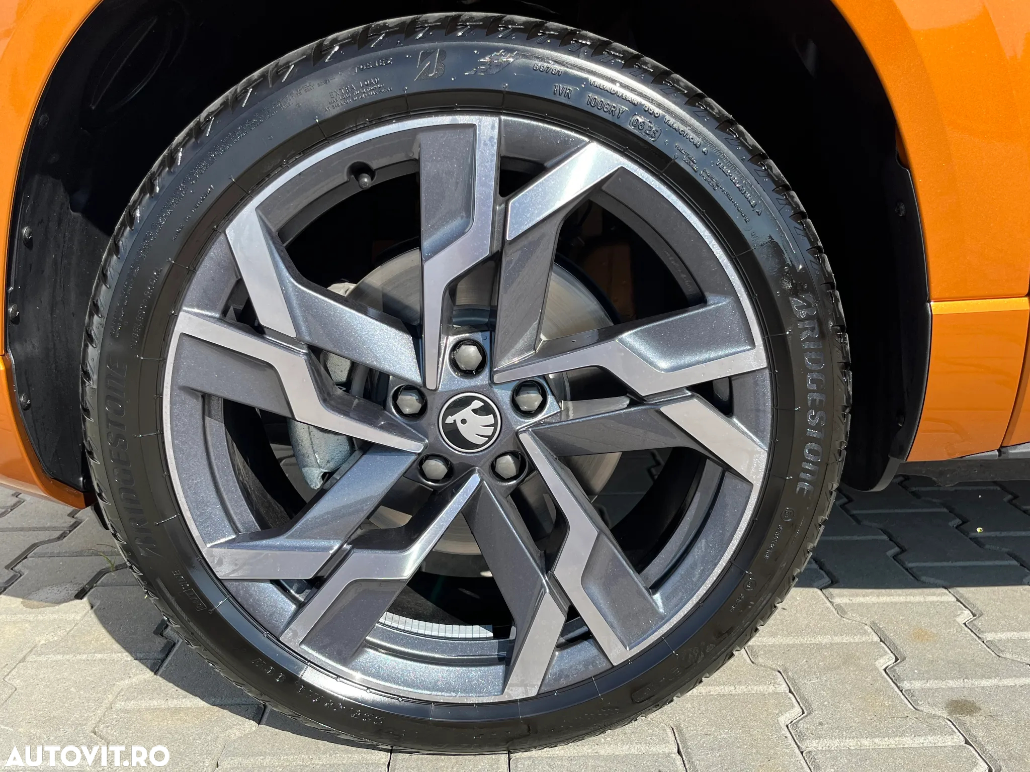 Skoda Karoq 2.0 TDI 4X4 DSG Sportline - 4