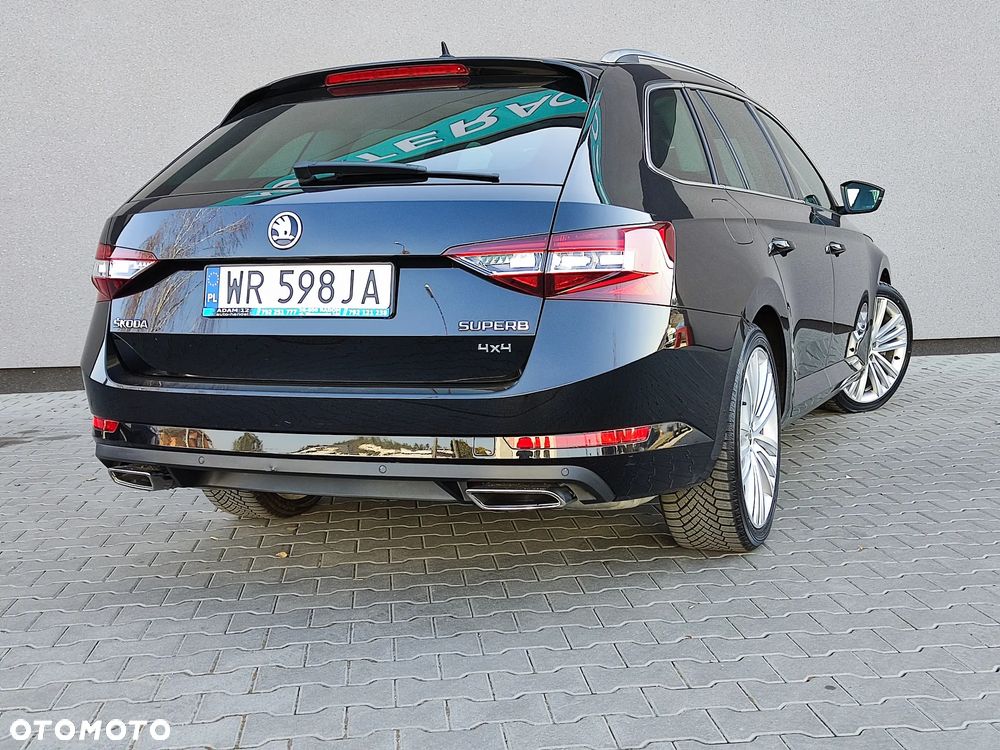 Skoda Superb 2.0 TSI 4x4 DSG Sportline - 9