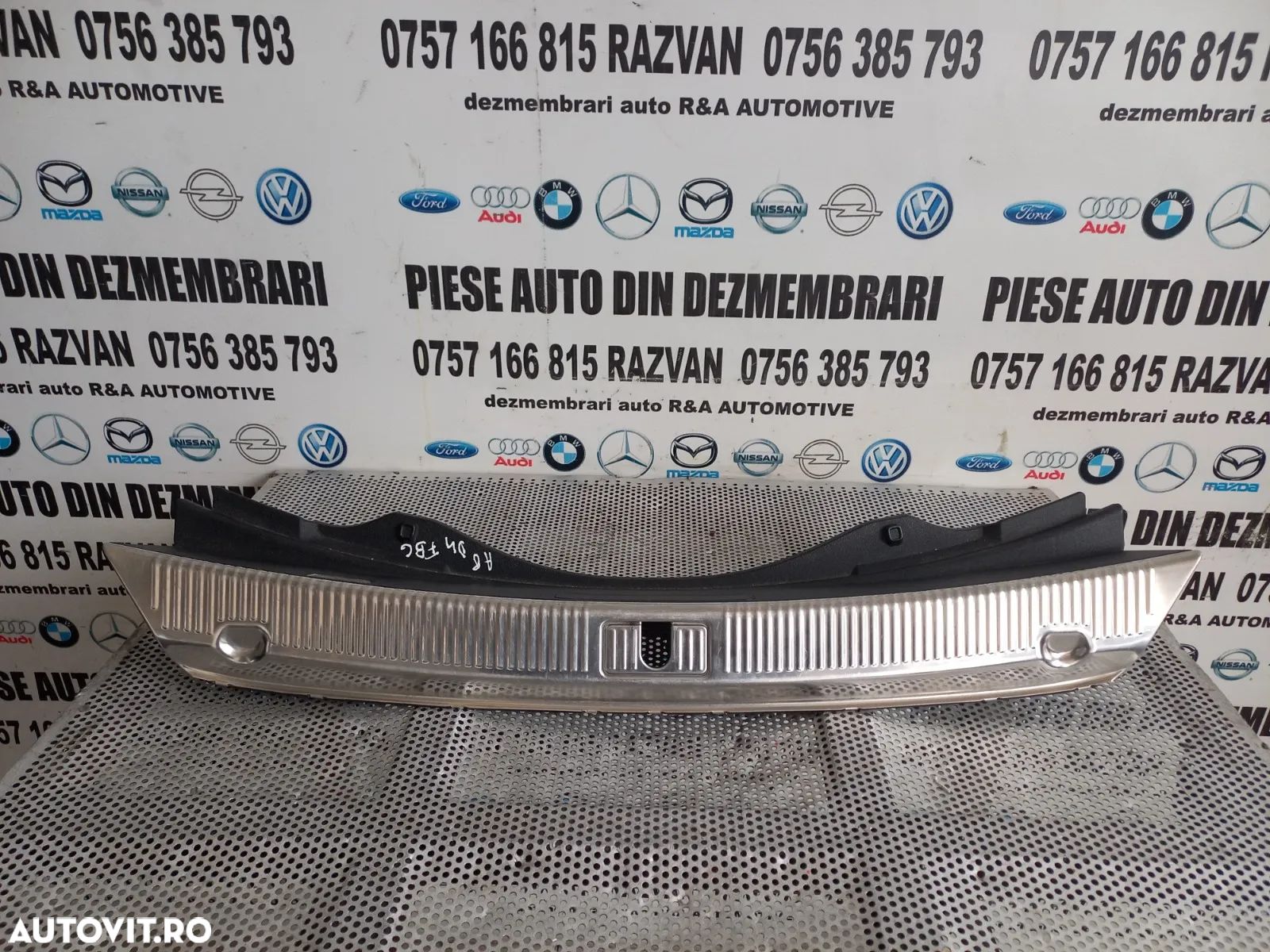 Ornament Crom Nichel Fusta Spate Portbagaj Audi A8 4H D4 An 2010-2011-2012-2013-2014-2015-2016-2017 - 1
