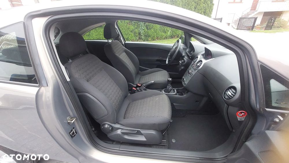 Opel Corsa 1.4 16V Color Edition - 18