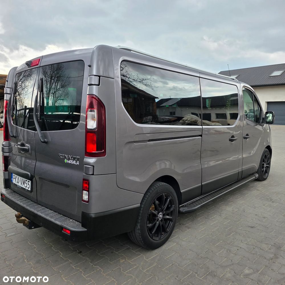 Renault Trafic 2.0 dCi EDC - 3