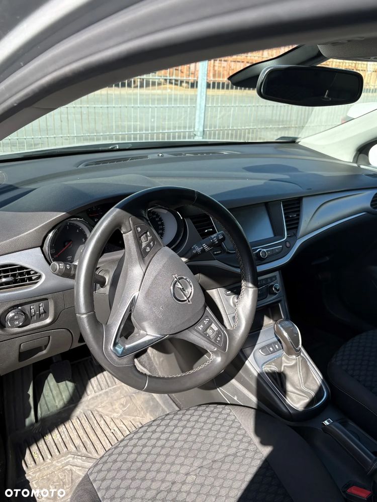 Opel Astra 1.6 CDTI Enjoy - 2