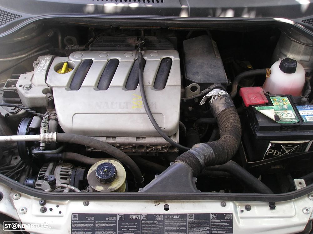 Renault Scénic 1.4 16V Conquest - 15