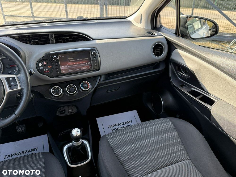 Toyota Yaris - 24