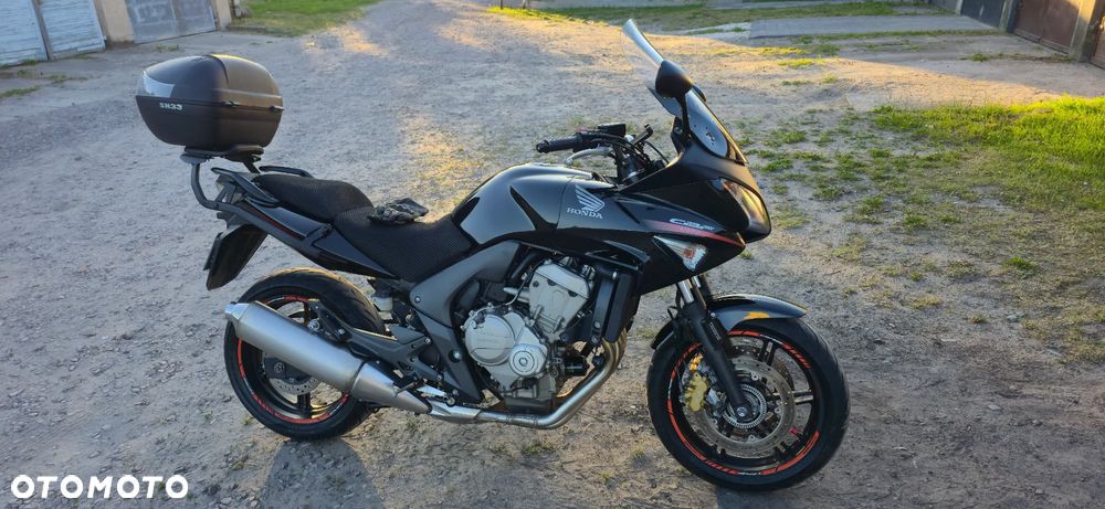 Honda CBF - 2