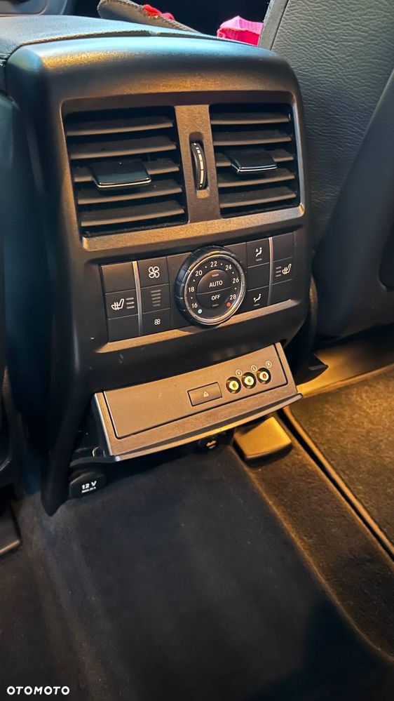 Mercedes-Benz GLS - 34
