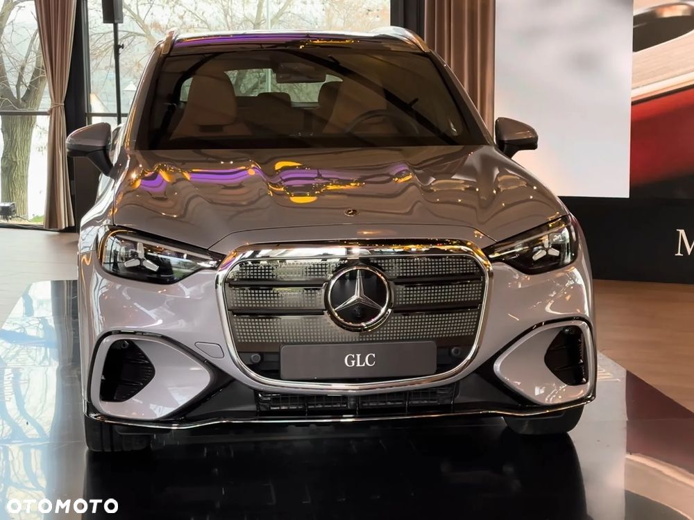 Mercedes-Benz GLC - 2